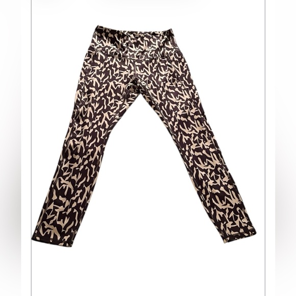 MOVE THEOLOGY PRINT LEGGING - Picture 12 of 14